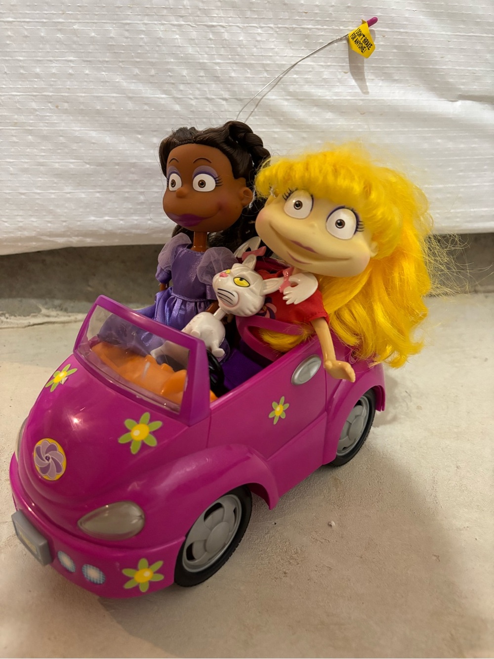 Rugrats Angelica Susie and fluffy dolls with Pink Flower Car